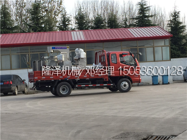 全自动火锅炒料机设备正在装车发往武汉